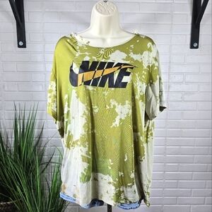 Nike Green and White Tie-Dye Tattered  T-Shirt Size Large